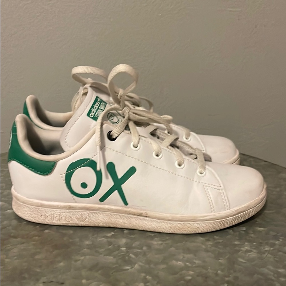 Adidas Kids White and Green Sneakers